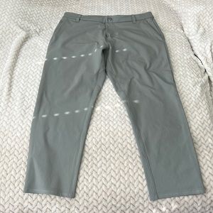 Mens LuluLemon Commission Classic-Fit Gray Pants size 35 waist.